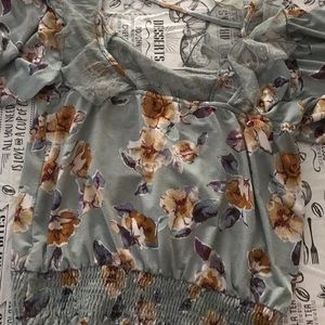 Women’s Buckle Shirt